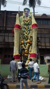 Papanasam cutout for Kamal Haasanat Bangalore Poornima Theater
