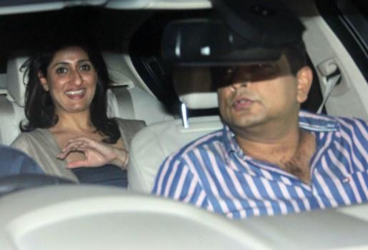 Shahid Kapoor Parents reach Delhi for Wedding