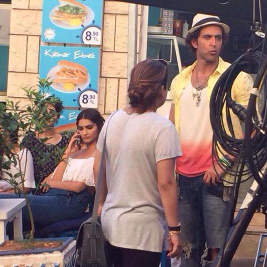 Hrithik Roshan Hrithik Roshan and Sonam Kapoor,Mohenjo Daro,Dheere Dheere Se,Hrithik Roshan and Sonam Kapoor in Turkey,Hrithik Roshan and Sonam Kapoor song Dheere Dheere Se,Dheere Dheere Se in Turkey,Hrithik Roshan,Sonam Kapoor