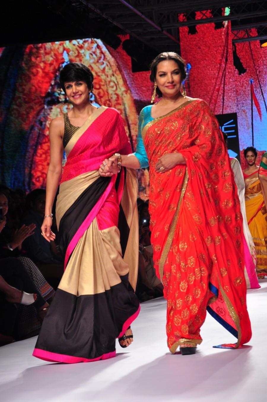 Day 5: Designer Mandira Bedi displays her creation at LFW 2015 Lakme Fashion Week 2015,LFW2015,arjun kapoor,satya paul,tom tailor,aditya roy kapur,photos