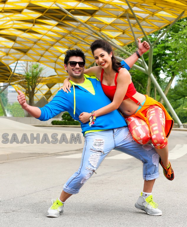 Prashanth pics from Saahasam Movie Saahasam,tamil movie Saahasam,Prashanth,actor Prashanth,Prashanth in Saahasam,Saahasam Movie Stills,Saahasam Movie pics,Saahasam Movie images,Saahasam Movie photos,Saahasam Movie pictures