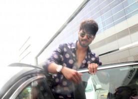 Sahid Kapoor wedding,Sahid Kapoor snapped at Delhi Airport,Actor Sahid Kapoor,Sahid Kapoor and Mira Rajput,Sahid Kapoor and Mira Rajput wedding,Sahid Kapoor and Mira Rajput marriage,Sahid Kapoor pics,Sahid Kapoor images,Sahid Kapoor photos,Sahid Kapoor st
