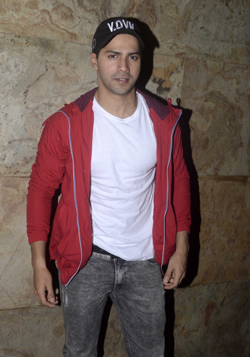Actor Varun Dhawan spotted at Lightbox Varun Dhawan and Karan Johar spotted at Lightbox,Varun Dhawan spotted at Lightbox,Karan Johar spotted at Lightbox,Varun Dhawan and Karan Johar,Varun Dhawan,Karan Johar,Varun Dhawan pics,Varun Dhawan images,Varun Dhawan photos,Varun Dhawan stills,Varun Dha