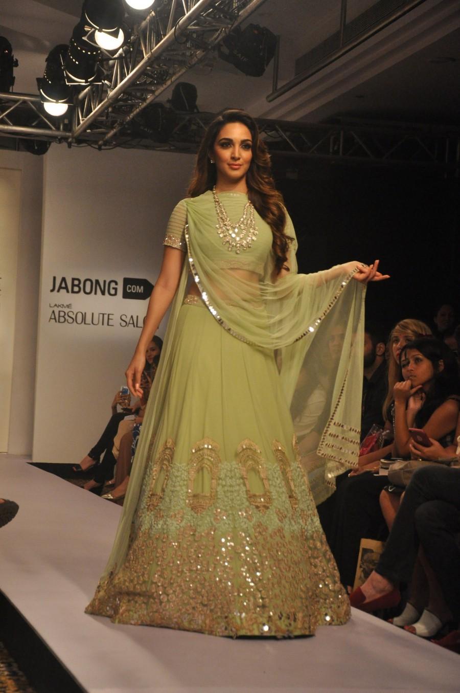 Designer Shilpa Reddy's Collection at LFW 2015 Lakme Fashion Week 2015,LFW2015,Day 5,Grand Finale,Shilpa Reddy,Tarun Tahiliani,shubhika,photos
