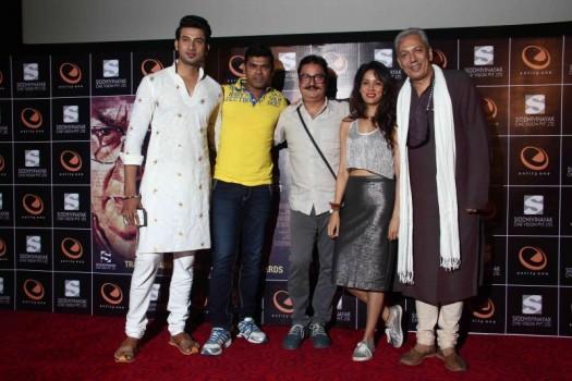 Deepak Saksule, Siddarth Jadhav, Vinay Pathak, Vidya Malvade and Rahul Vohra