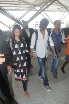 Shahid Kapoor leaves for Mumbai with wife Mira Rajput