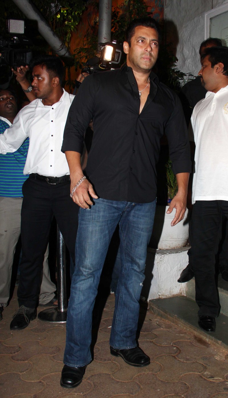 Salman Khan at ABCD 2 Success Party - Photos,Images,Gallery - 21480