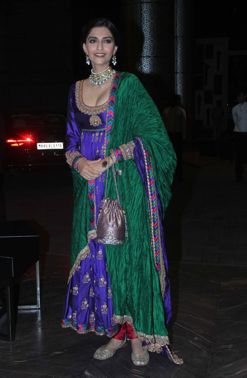 Sonam Kapoor at Shahid Kapoor Wedding Reception Sonam Kapoor at Shahid Kapoor Wedding Reception,Sonam Kapoor,actress Sonam Kapoor,Shahid Kapoor Wedding Reception,Shahid Kapoor Wedding Reception pics,Shahid Kapoor Wedding Reception images,Shahid Kapoor Wedding Reception photos,Shahid Kapoor Wedding Rece