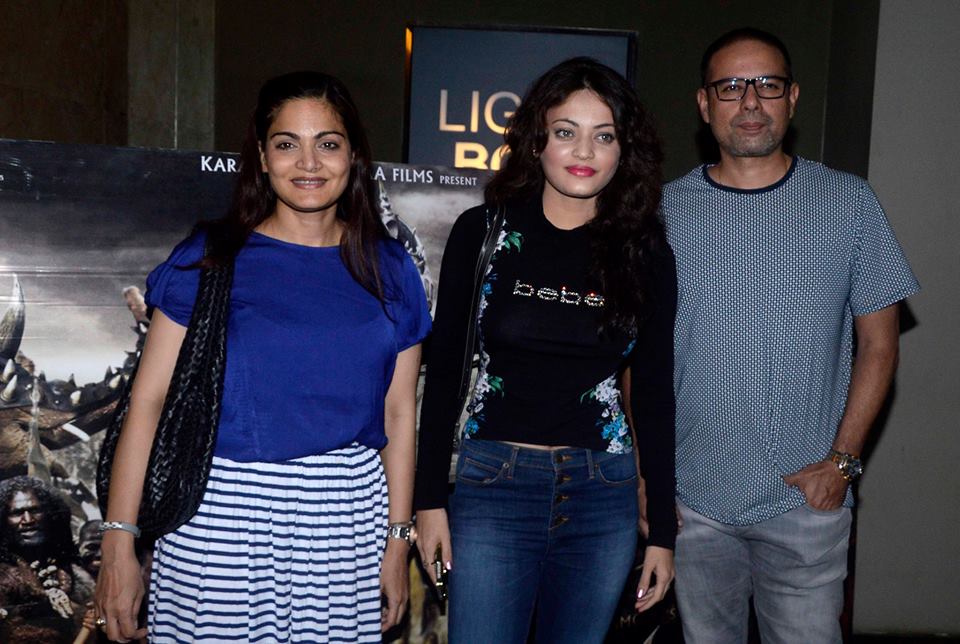 Sneha Ullal at Baahubali Special Screening Salman Khan watch Baahubali Movie,Varun Dhawan watch Baahubali Movie,Elli Avram watched Baahubali Movie,Salman Khan,Varun Dhawan and Elli Avram watched Baahubali Movie,Special Screening of Baahubali at Lightbox,Baahubali Special Screening,salman khan,Va