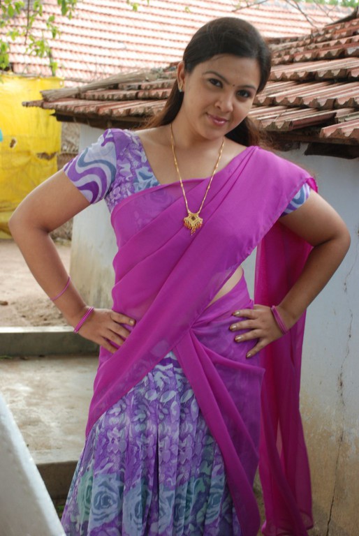 Sivappu Manithargal Movie Stills Sivappu Manithargal,tamil movie Sivappu Manithargal,Sivappu Manithargal movie stills,Sonia Hayden,actress Sonia Hayden,Sonia Hayden pics,Sonia Hayden images