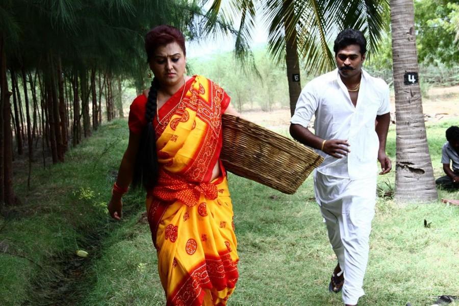 Sivappu Manithargal Movie Stills Sivappu Manithargal,tamil movie Sivappu Manithargal,Sivappu Manithargal movie stills,Sonia Hayden,actress Sonia Hayden,Sonia Hayden pics,Sonia Hayden images