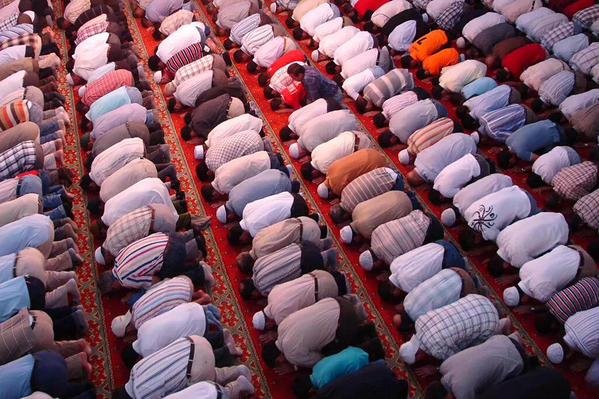 Mecca: Midnight Prayers for Lailat Al Qadr from the Holy Cities Mecca Live,Lailat Al Qadr,Prophet Mohammad,Mecca Live pics,Mecca Live images,Mecca Live photos,Mecca Live stills,Mecca Live pictures,Mecca Live gallery,Mecca Live prayer,Holy Quran