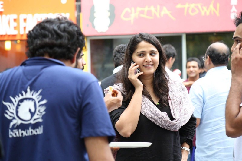 South Indian Actress Anushka Shetty at Baahubali Success Meet Anushka Shetty,actress Anushka Shetty,Anushka Shetty at Baahubali Success Meet,Baahubali Success Meet,Baahubali,Anushka Shetty Latest Pics,Anushka Shetty Latest images,Anushka Shetty Latest photos,Anushka Shetty Latest stills,Anushka Shetty Latest picture
