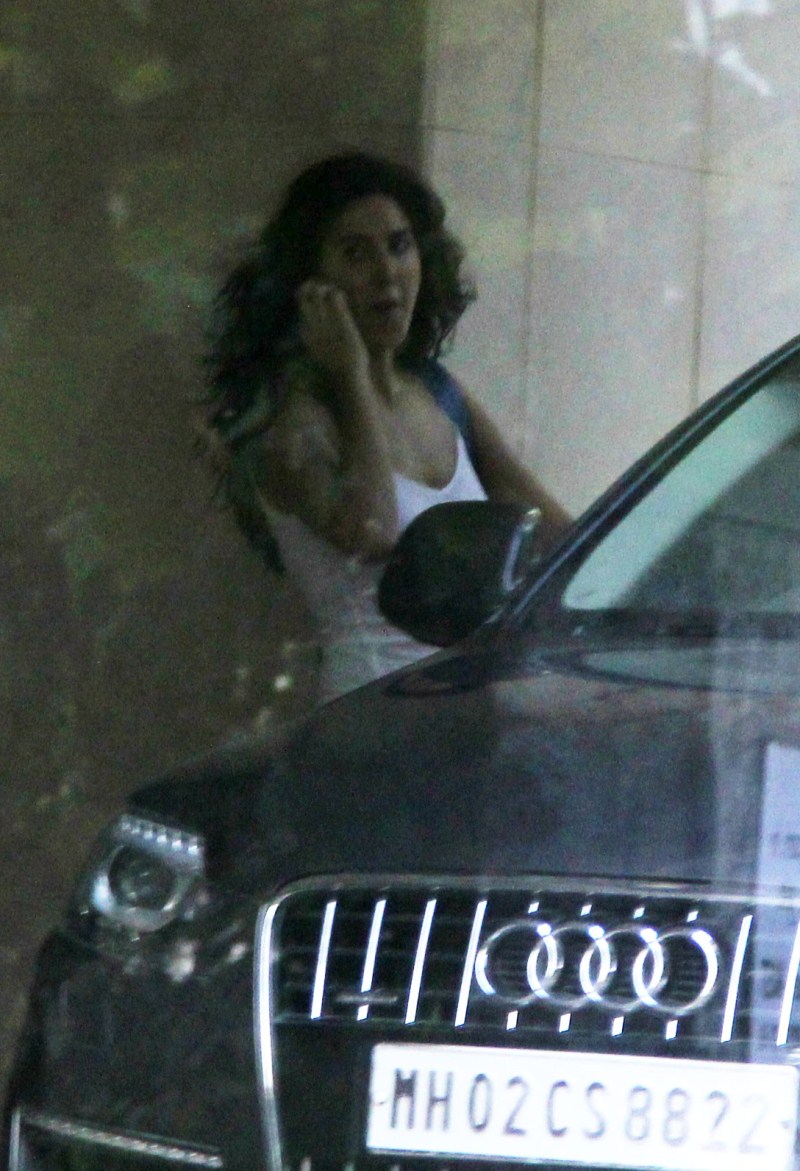 Actress Katrina Kaif Latest Photo Katrina Kaif,actress Katrina Kaif,Katrina Kaif Latest Pics,Katrina Kaif Latest images,Katrina Kaif Latest photos,Katrina Kaif Latest pictures,Katrina Kaif Latest stills,Katrina Kaif Spotted Without Makeup