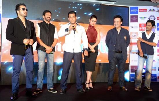 Salman Khan and Kareena Kapoor promote their film Bajrangi Bhaijaan in Delhi