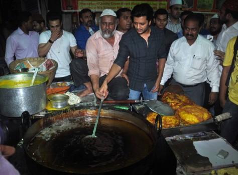 Pulkit Samrat, Riteish Deshmukh