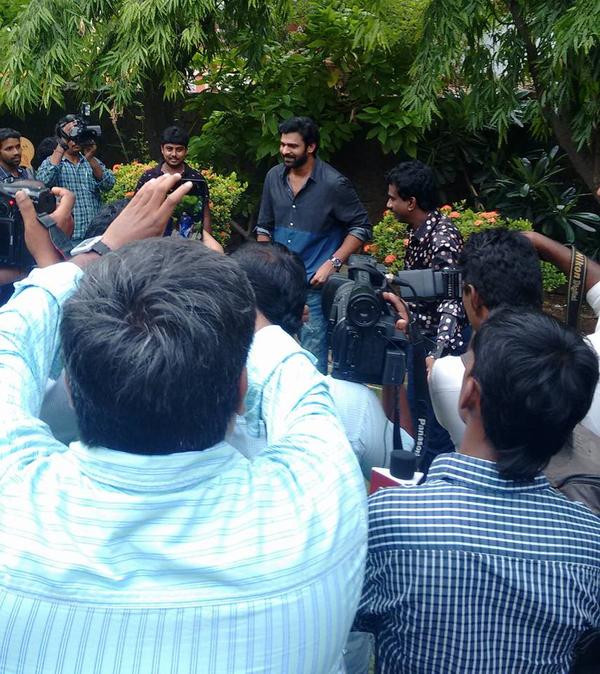 South Indian Actor Prabhas at Baahubali Success Meet. Prabhas at Baahubali Success Meet,Baahubali Success Meet,Baahubali Success Meet pics,Baahubali Success Meet images,Baahubali Success Meet photos,Baahubali Success Meet stills,Baahubali Success Meet pictures,Prabhas,actor Prabhas,Prabhas latest pics,Prabha