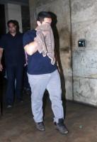 Salman Khan's Bajrangi Bhaijaan makes Aamir Khan to Cry,Aamir Khan Crying,Aamir Khan,Salman Khan,Bajrangi Bhaijaan,Bajrangi Bhaijaan special screening