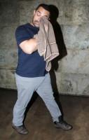 Salman Khan's Bajrangi Bhaijaan makes Aamir Khan to Cry,Aamir Khan Crying,Aamir Khan,Salman Khan,Bajrangi Bhaijaan,Bajrangi Bhaijaan special screening