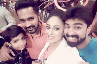 Check out some photos of Govind Padmasoorya (GP) and Pearle Maaney. Gp,GP photos,Pearle Maaney,GP and Pearle,D4 dance