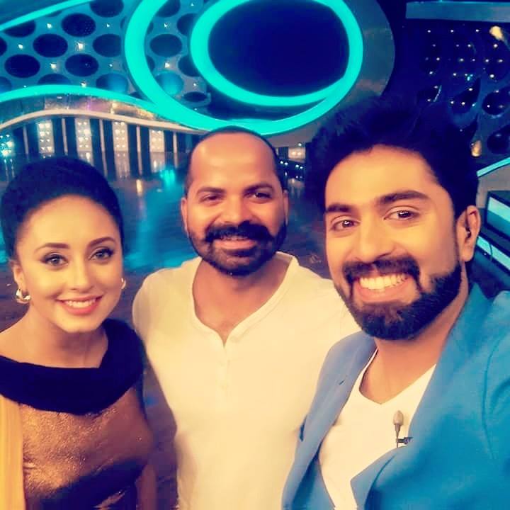 Check out some photos of Govind Padmasoorya (GP) and Pearle Maaney. Gp,GP photos,Pearle Maaney,GP and Pearle,D4 dance