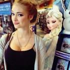 Check out the photos of some people who look similar to cartoon characters.