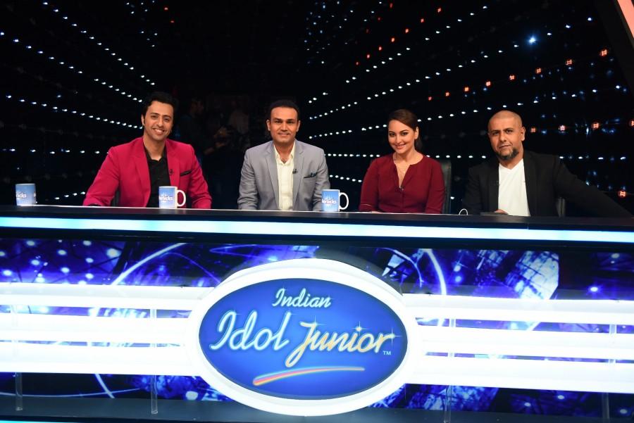 Cricketer Virendra Sehwag and Bollywood actress Preity Zinta appeared on Indian Idol Junior Indian idol junior,virendra sehwag,cricketer,preity zinta,Indian Idol Junior Season 2,sonakshi sinha,photos