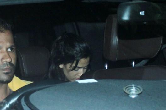 After tying the knot with Shahid Kapoor, Mira Rajput spotted outside a bar in Bandra for the first time without her husband