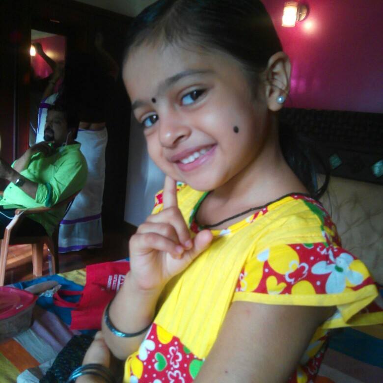 Akshara Kishor has become a household name for her performance as Bala mol in Asianet's 'Karuthamuthu' serial. Akshara Kishor,Bala mol,Bala mol of Karuthamuthu,Karuthamuthu serial,Karuthamuthu fame bala mol,Karuthamuthu child artist,Karuthamuthu kid photos