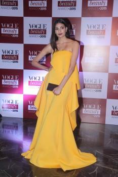 Salman Khan's production film 'Hero' actress and Suniel Shetty's daughter, Athiya Shetty Walks The Red Carpet at Vogue Beauty Awards 2015