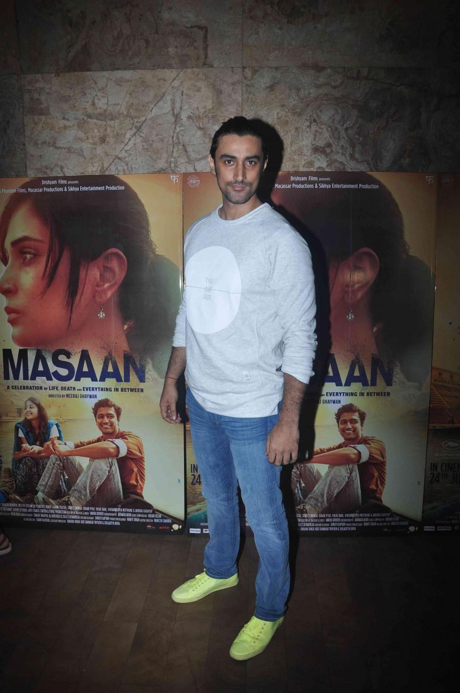 Richa Chadda's award winning flick 'Masaan' special screening was attended by Bollywood celebs including Sonam Kapoor, Parineeti Chopra and others Masaan,Masaan Special screening,Richa chadda,Sonam Kapoor,parineeti chopra,masaan wins awards at cannes,Yami Gautam