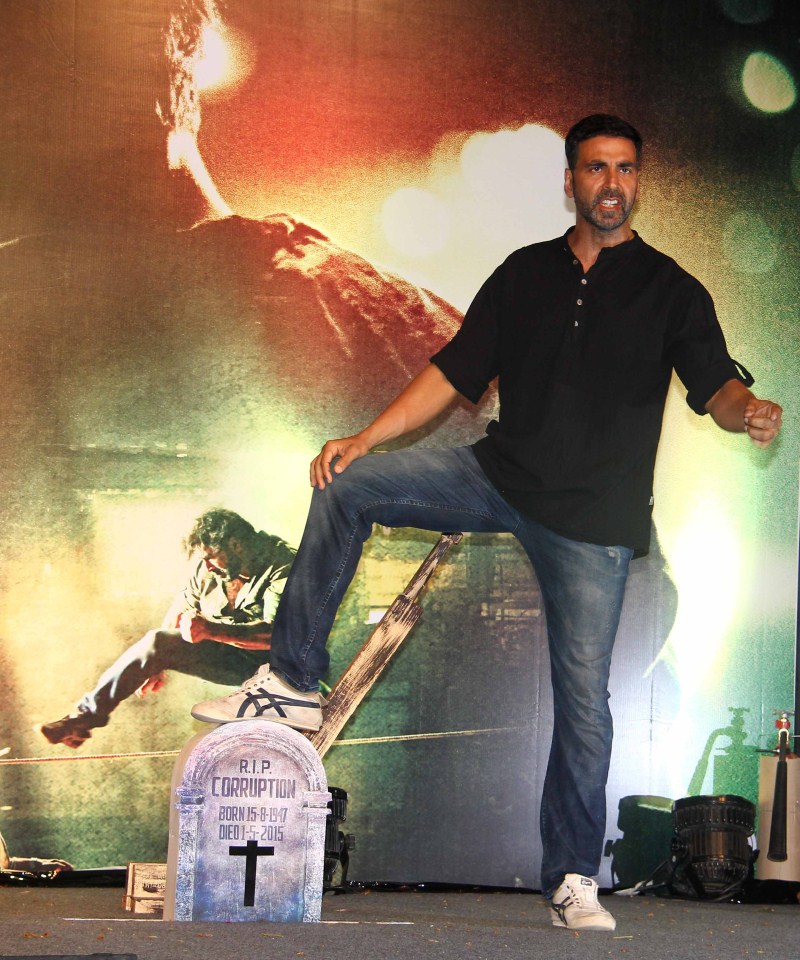 Akshay Kumar at Gabbar is Back Trailer Launch Gabbar is Back Trailer Launch,Gabbar is Back,Gabbar is Back Trailer,Akshay Kumar,Shruti Hassan,Gabbar is Back Trailer Launch pics,Gabbar is Back Trailer Launch images