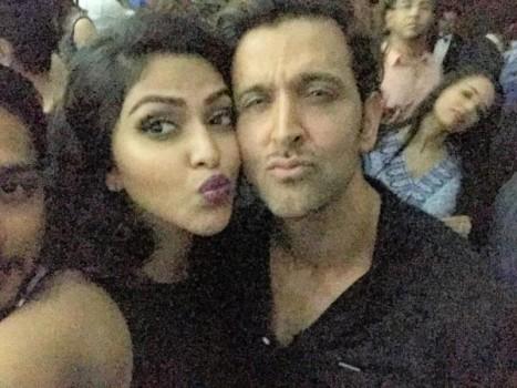 South Indian Actress Amala Paul selfie with Bollywood Actor Hrithik Roshan.