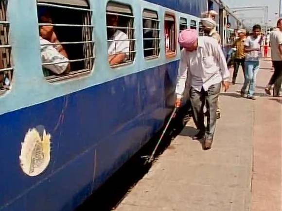 Terrorists attacked a passenger bus in Punjab and then stormed a police station in Gurdaspur early on Monday, and killed at least 8 people, including six civilians. Punjab Terror Attack,Terror Attack,Terrorist attack in Punjab,Terror attack in Punjab,Gurdaspur terror attack in Punjab,police station in Gurdaspur,police station Attack,Terror Attack police station,Gurdaspur