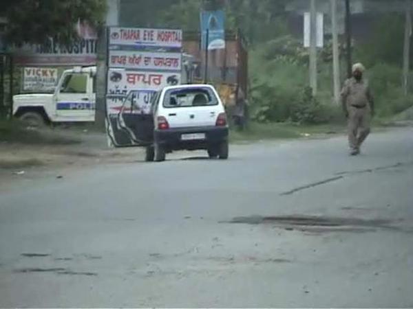 Terrorists attacked a passenger bus in Punjab and then stormed a police station in Gurdaspur early on Monday, and killed at least 8 people, including six civilians. Punjab Terror Attack,Terror Attack,Terrorist attack in Punjab,Terror attack in Punjab,Gurdaspur terror attack in Punjab,police station in Gurdaspur,police station Attack,Terror Attack police station,Gurdaspur