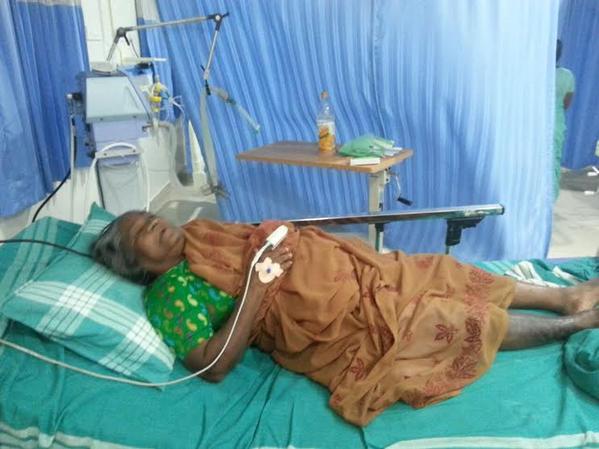 Tamil Folk singer Paravai Muniyamma Hospitalized. Paravai Muniyamma,Folk singer Paravai Muniyamma Hospitalized,Folk singer Paravai Muniyamma,Paravai Muniyamma Hospitalized,Vishal takes Paravai Muniyamma into his Hands,Vishal