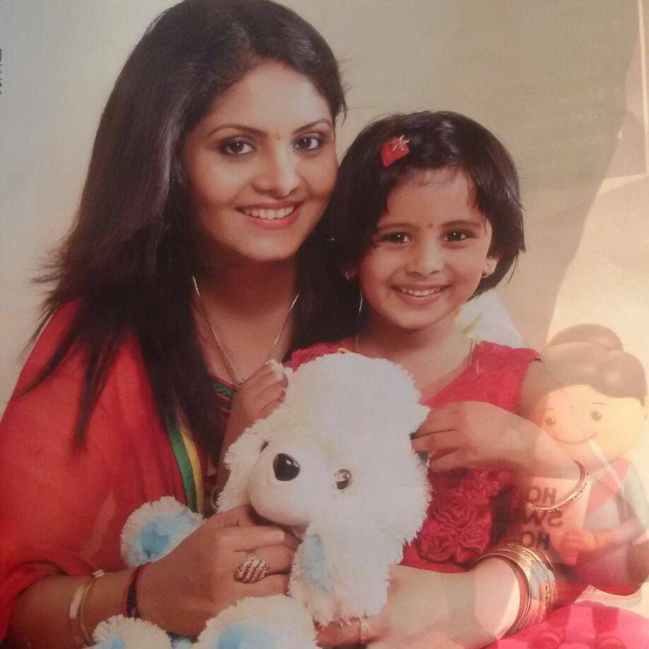 Gayathri Arun is known for her character Deepthi IPS in Asianet's popular serial 'Parasparam'. Parasparam actress,Parasparam actress Deepthi,parasparam actress leaked video,gayathri arun,gayathri Arun facebook,gayathri arun photos