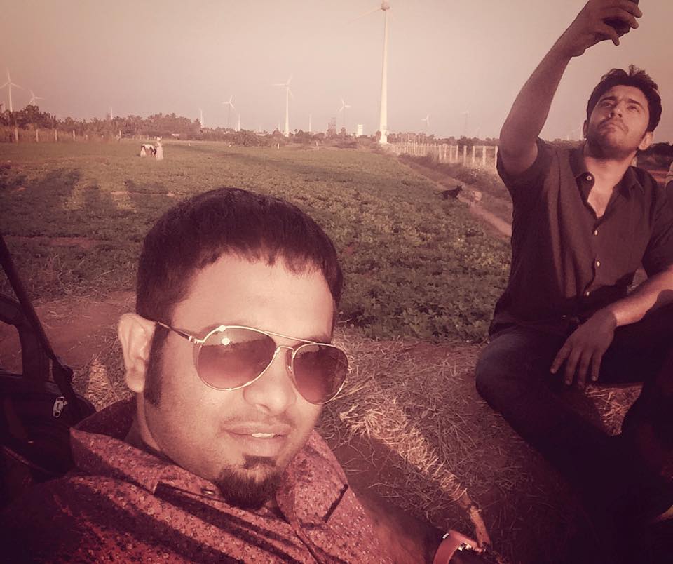 Aju Varghese and Nivin Pauly Oru vadakkan selfie,nivin pauly,Aju varghese,Manjima Mohan,oru vadakkan selfie photos,Selfie spree,Malayalam actors selfies