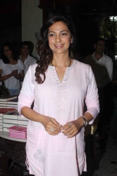 Bollywood Actress Juhi Chawla Latest Pictures.