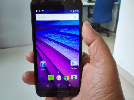 Moto G (3rd Gen) is a dual Sim 4G smartphone with an improved camera, latest Android operating system and the first budget water resistant smartphone