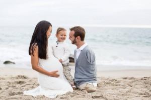 Nick Vujicic,Nick Vujicic new photos,Nick Vujicic wife pre-delivery shoot,pre-delivery photo shoot,pre-delivery photos