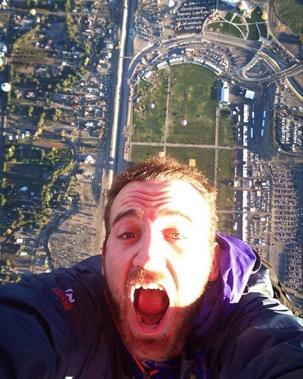 Selfie Obsessed Generation And Their Risky Selfies Photos Images Gallery 24477