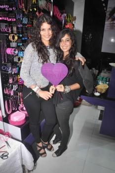 Bollywood Actress Ayesha Kapoor promotes Ayesha Accessories store at Phoenix Mall.