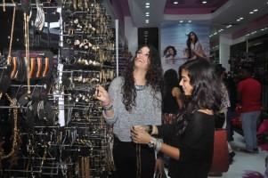 Ayesha Kapoor promotes Ayesha Accessories store at Phoenix Mall,Ayesha Accessories store at Phoenix Mall,Ayesha Accessories,Ayesha Accessories store,actress Ayesha Kapoor,Ayesha Kapoor latest pics,Ayesha Kapoor latest images,Ayesha Kapoor latest photos,Ay