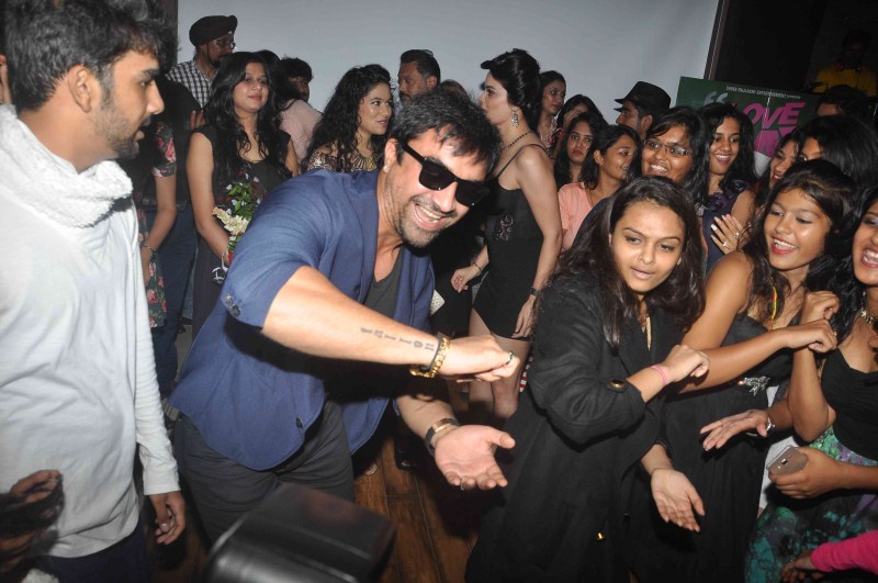 Photos of Bollywood Movie Love Day Promotion. Love Day Movie Promotion,Love Day,bollywood movie Love Day,Love Day Movie Promotion pics,Love Day Movie Promotion images,Love Day Movie Promotion photos,Love Day Movie Promotion stills,Love Day Movie Promotion pictures