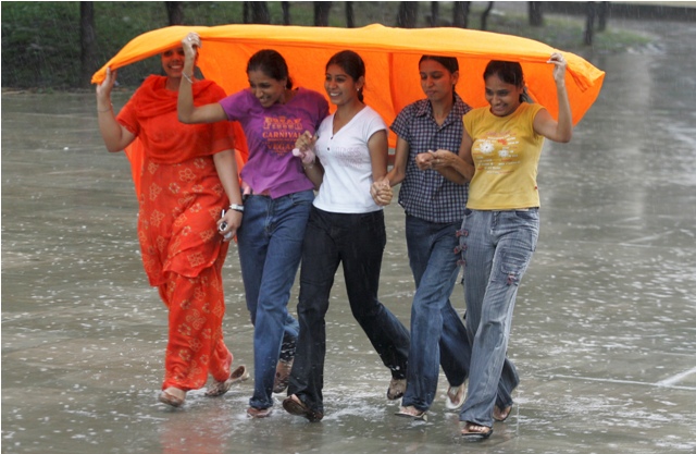Friendship Day is celebrated on the first Sunday of August and this year it falls on 2 August. Friendship Day,Friendship Day photos,Friendship Day special photos,Friendship Day greetings