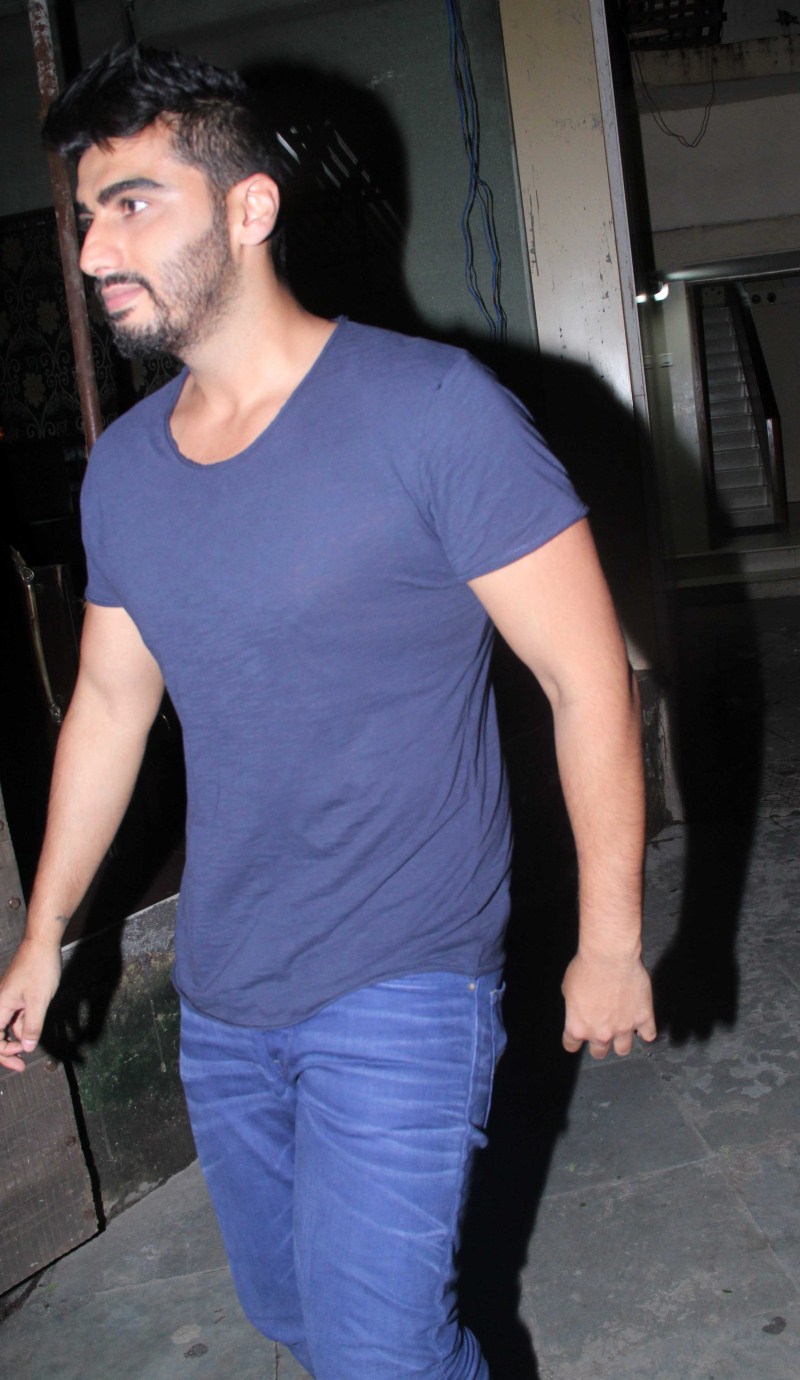 Photos of Actress Kareena Kapoor Khan and Actor Arjun Kapoor snapped at B.R Films and Manish Malhotra's office. Kareena Kapoor Khan and Arjun Kapoor snapped at B.R Films and Manish Malhotra's office,Kareena Kapoor Khan and Arjun Kapoor snapped at Manish Malhotra's office,Kareena Kapoor Khan and Arjun Kapoor snapped at B.R Films,Kareena Kapoor Khan and Arj