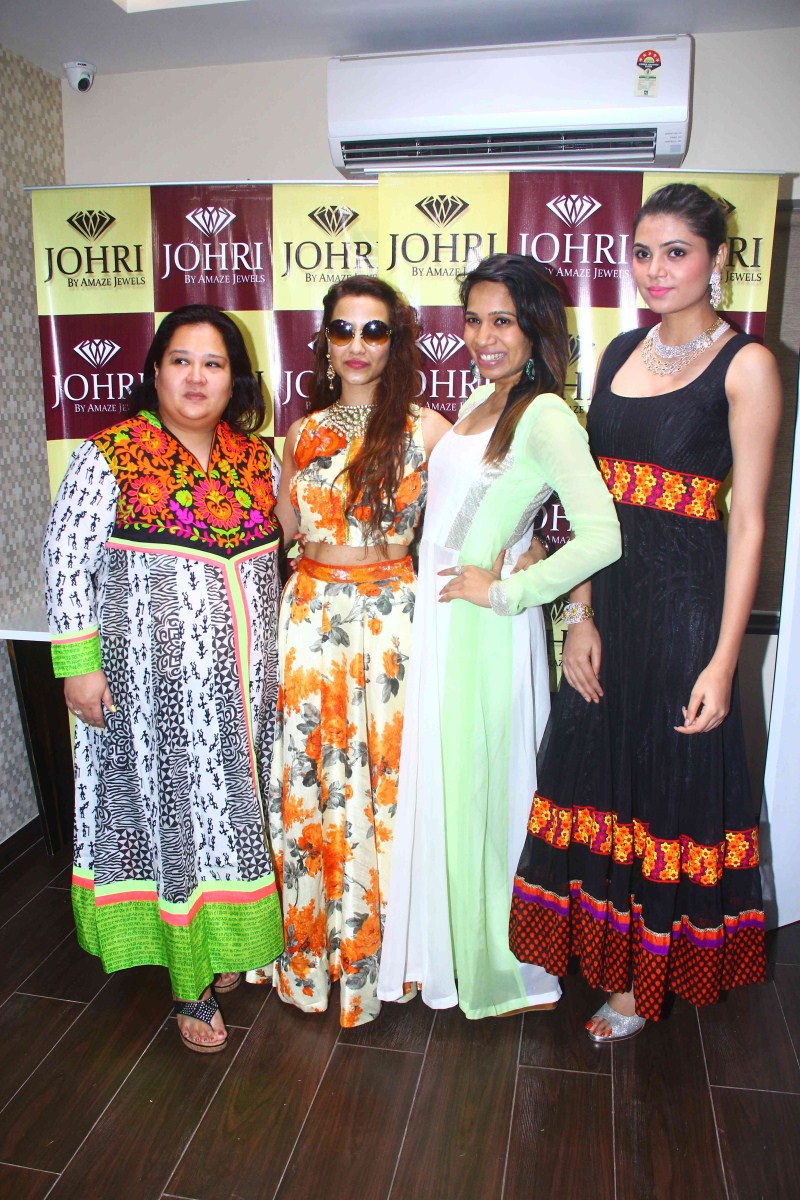 Actress Tia Bajpai Launches Johri by Amaze Jewels Diamond. Tia Bajpai Launches Johri by Amaze Jewels Diamond,Tia Bajpai,Johri by Amaze Jewels Diamond,Amaze Jewels Diamond,actress Tia Bajpai,Tia Bajpai latest pics,Tia Bajpai latest images,Tia Bajpai latest photos,Tia Bajpai latest stills,Tia Bajpai latest pictures