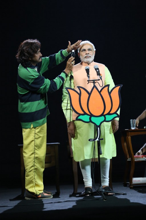 Cinematographer UK Senthil Kumar and Narendra Modi Photoshoot Cinematographer UK Senthil Kumar and Narendra Modi Photoshoot,Cinematographer UK Senthil Kumar,Narendra Modi Photoshoot,Narendra Modi,pm Narendra Modi,Modi,Narendra Modi Photoshoot