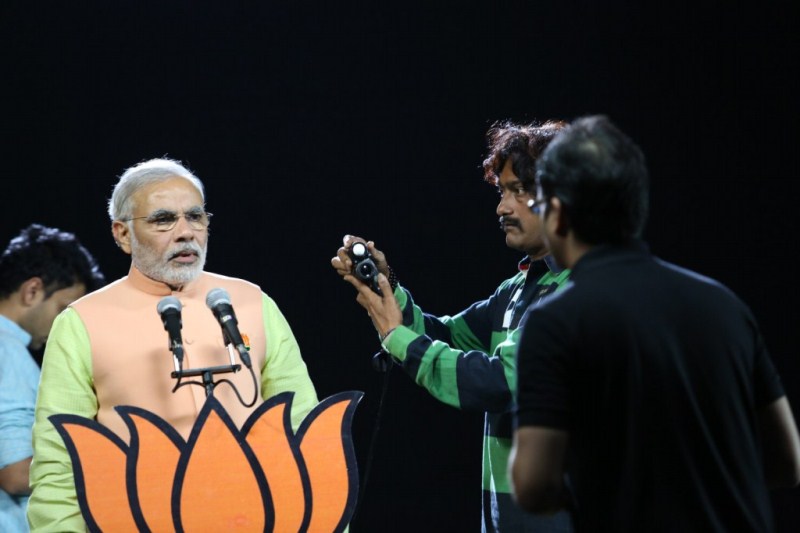 Cinematographer UK Senthil Kumar and Narendra Modi Photoshoot Cinematographer UK Senthil Kumar and Narendra Modi Photoshoot,Cinematographer UK Senthil Kumar,Narendra Modi Photoshoot,Narendra Modi,pm Narendra Modi,Modi,Narendra Modi Photoshoot